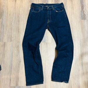 Men’s Levi’s Dark wash button fly 34x32